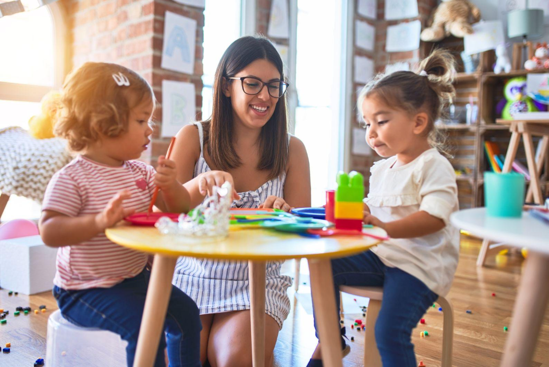 Petite enfance : 90 millions d’euros pour soutenir les crèches et les assistantes maternelles